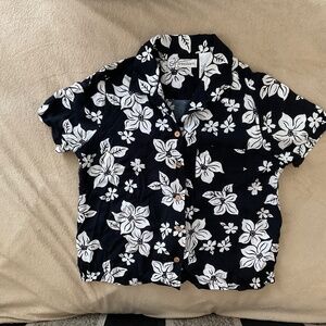 Dressbarn women top short sleeve top, size S